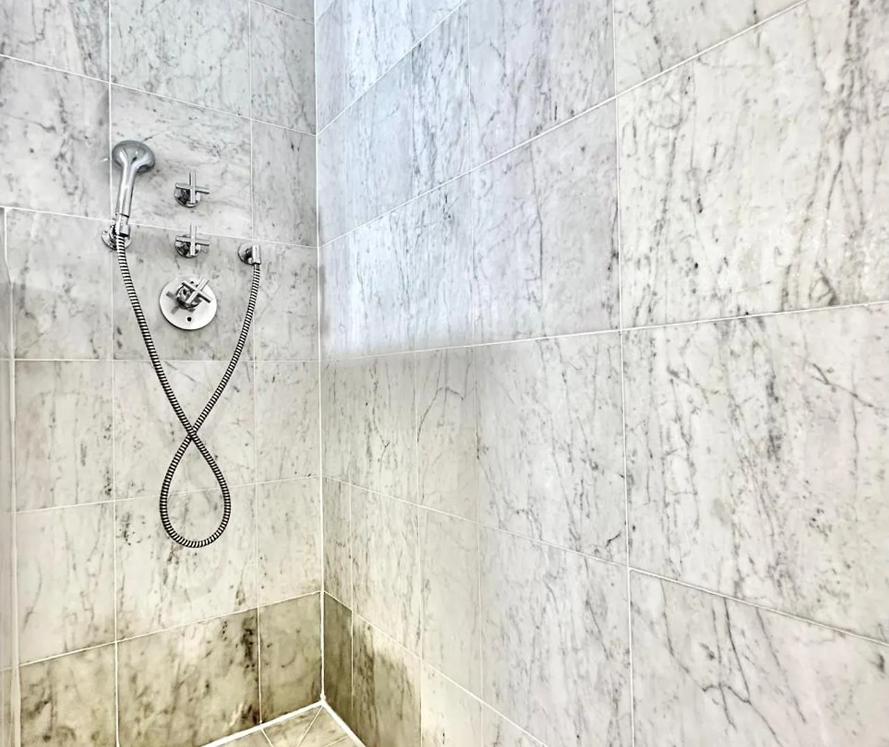 Luxurious Flat In Saint-germain-des-pres *